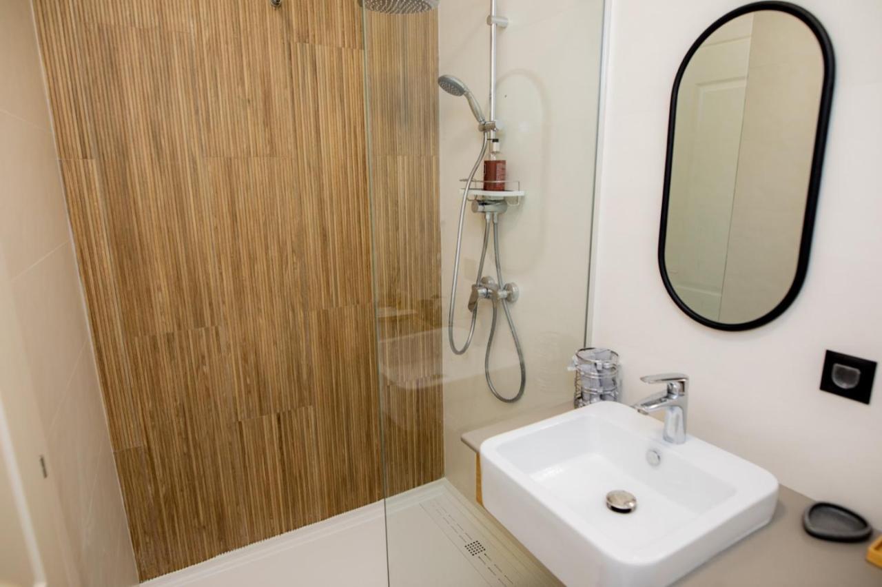 Sea On Mamaia Apartment ภายนอก รูปภาพ