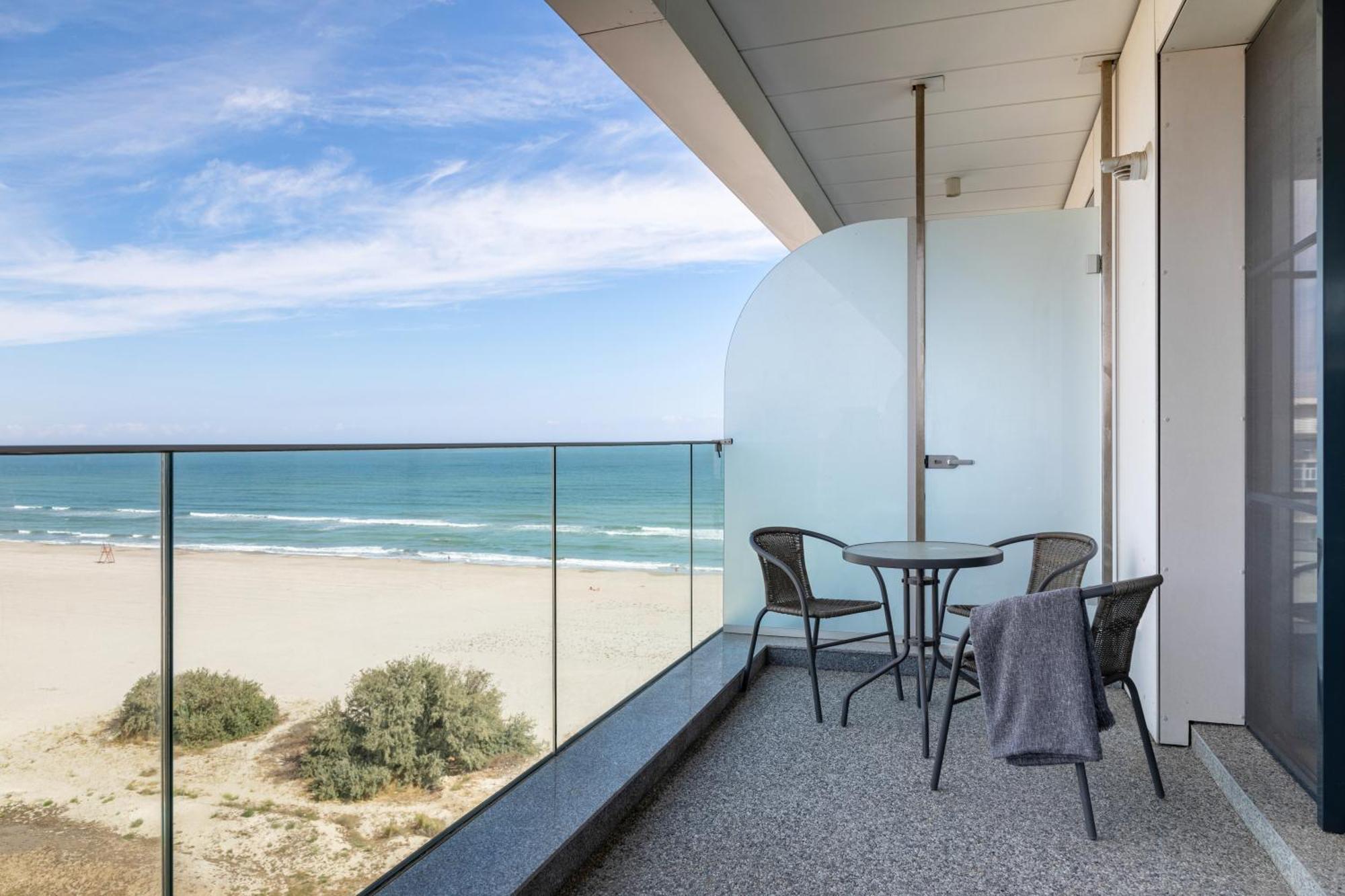 Sea On Mamaia Apartment ภายนอก รูปภาพ